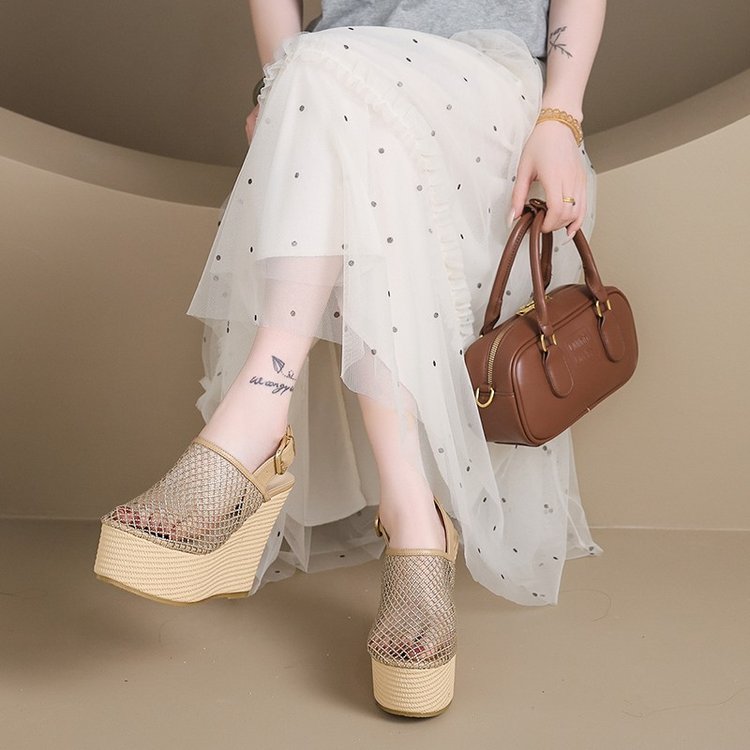 Fashionable Thick Soled Sloping Heel Sexy Sandals For Summer Outdoor Wear, Hollow Mesh Fashionable Beach Shoes